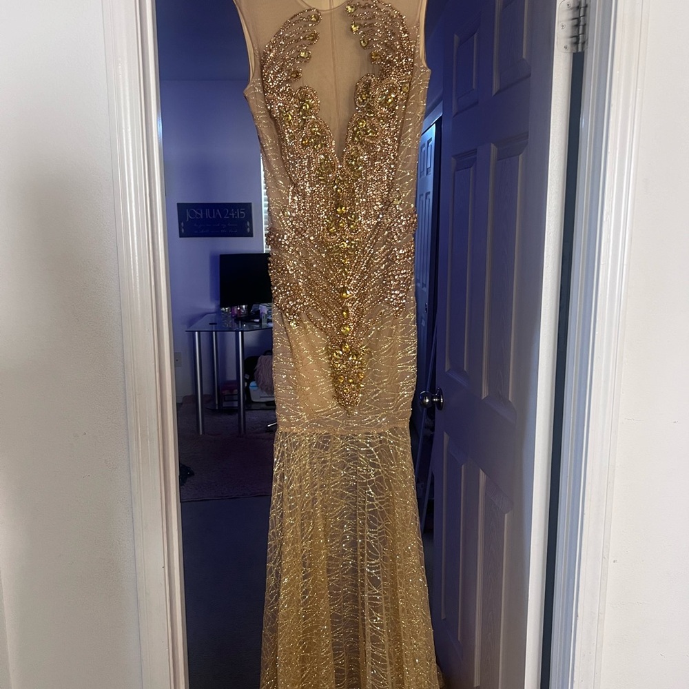 Elegant Gold Evening Gown